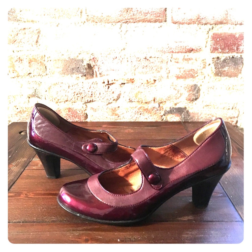 SOFFT Burgundy Patent Leather Heels